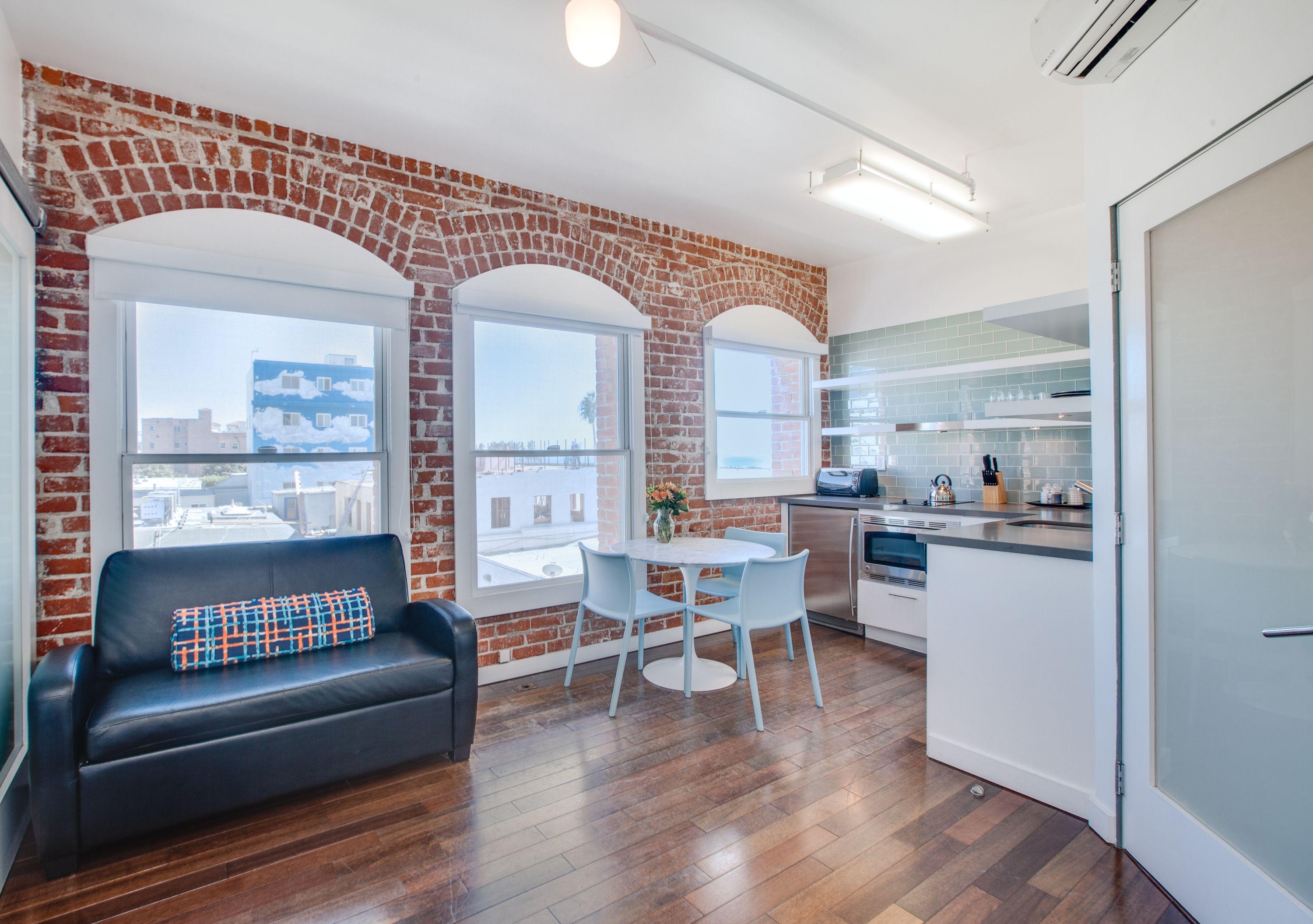 Venice Breeze Suites — Photos 3